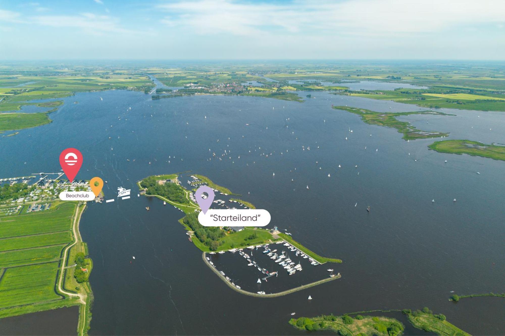 Welcome In - Houseboat 'Elysium' Met Eigen Aanlegsteiger Sneek - Offingawier Exterior photo